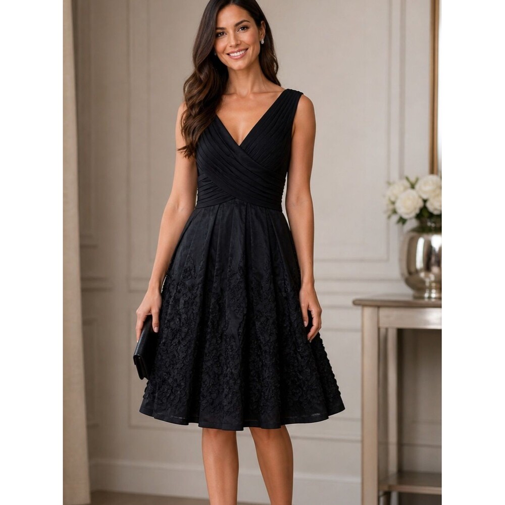 Adrianna Papell Black Cocktail Dress Fit & Flare Ruched Size 6